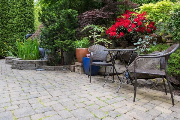 Yard Hardscaping in Springfield